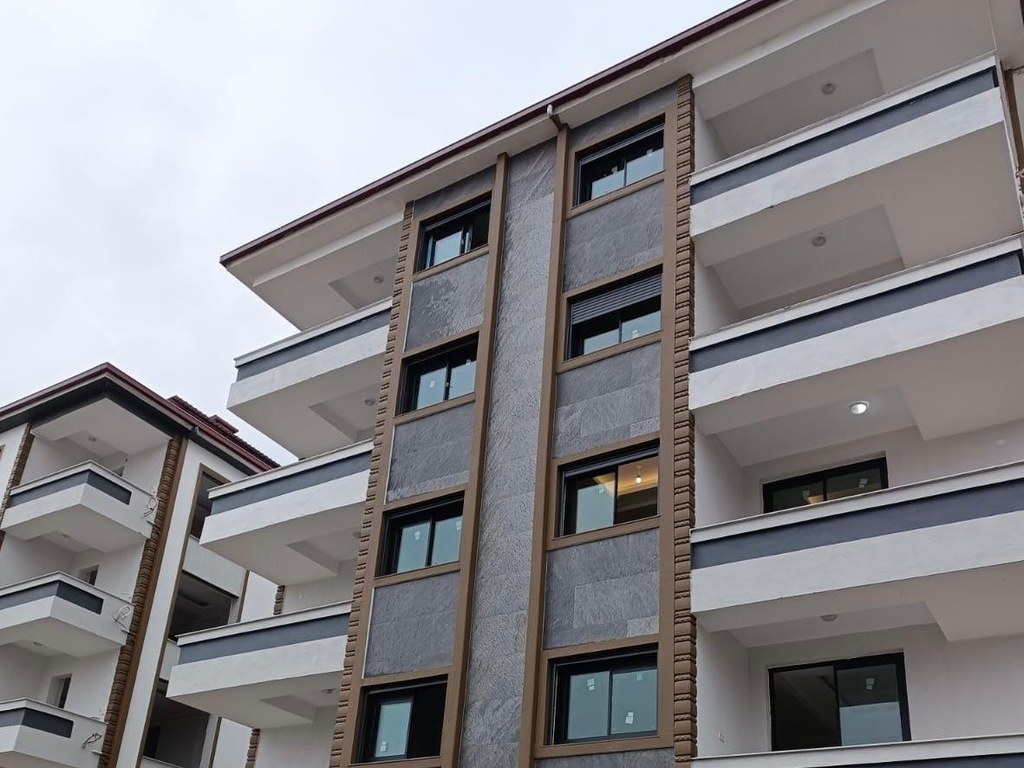 Linea Pietra bina cephe doğal taş kaplama