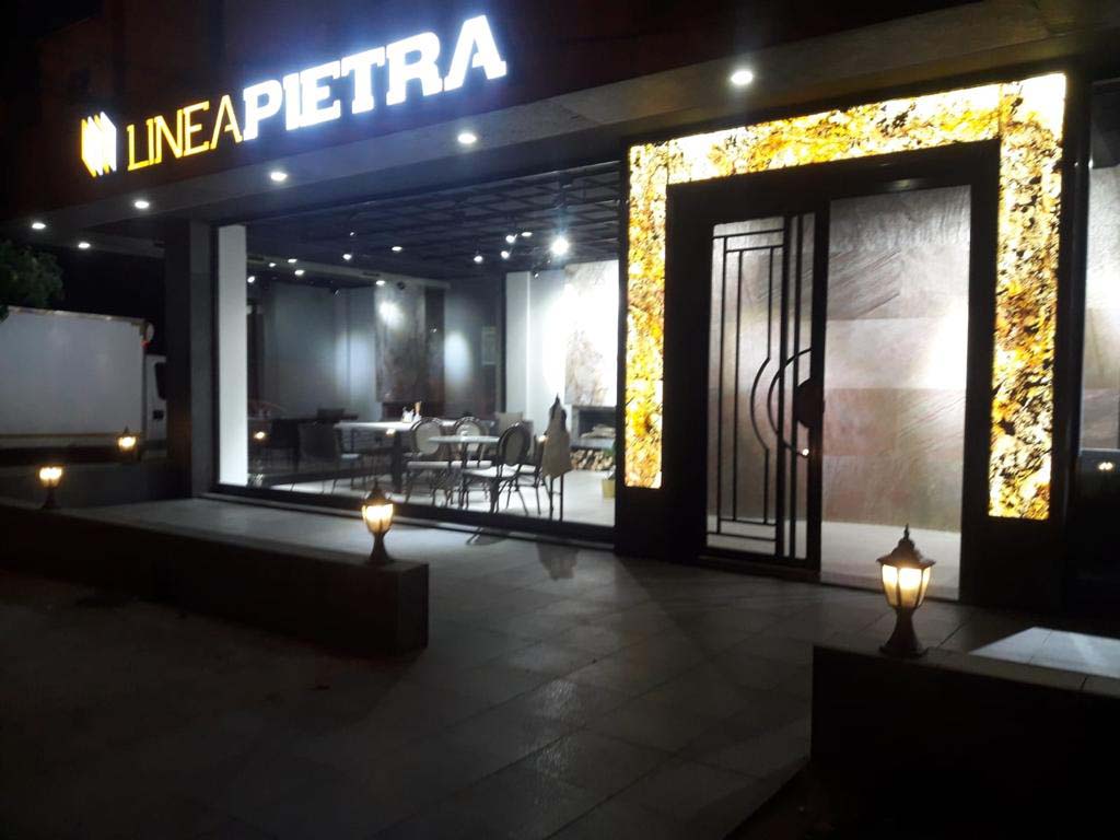 Linea Pietra mağaza cephe doğal taş kaplama