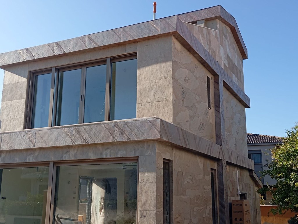 Linea Pietra villa cephe doğal taş kaplama