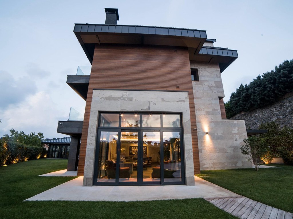 Linea Pietra villa cephe doğal taş kaplama