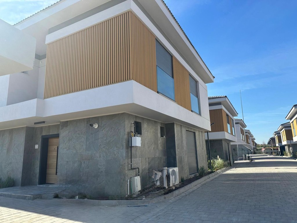 Linea Pietra villa cephe doğal taş kaplama
